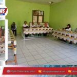 Rapat evaluasi persiapan MTQ XXXI Kabupaten Alor yang dipimpin Ketua Panitia dan dihadiri LPTQ serta panitia di Aula Dinas Pertanian dan Perkebunan.