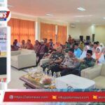 Kepala Kantor Kementerian Haji dan Umrah Kabupaten Alor Muhammad Juremi Pure saat menyampaikan sambutan dalam acara pelepasan jamaah haji Alor Tahun 2026 di Aula Kantor Haji dan Umrah Kalabahi.