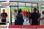 Kakanwil Ditjen Imigrasi NTT Arvin Gumilang bersama Wakil Bupati Alor Rocky Winaryo meninjau PLBT Maritaing Kecamatan Alor Timur menuju pengembangan PLBN Laut